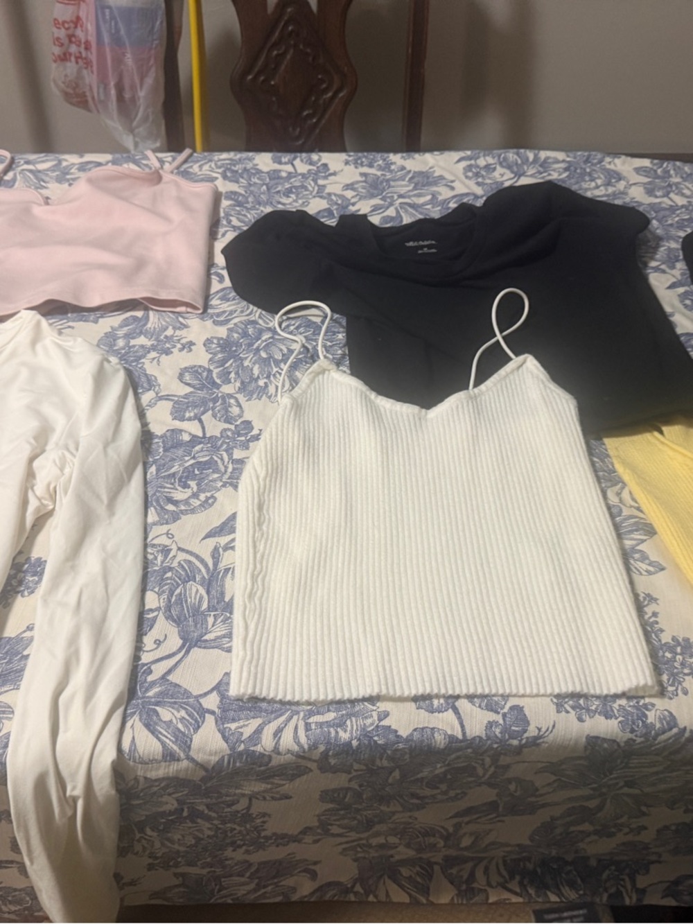 9 shirts—Abercrombie & Fitch Light Pink Crewneck Top - Picture 6 of 16